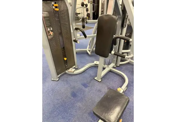 Chest Press Machine at Middleton Pool