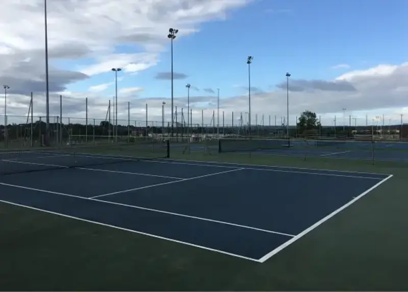 Outdoor tennis pitches