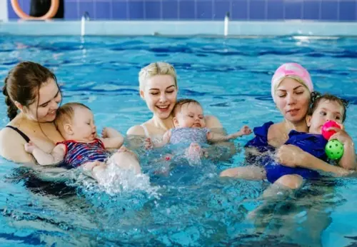 Swimming lessons for babies